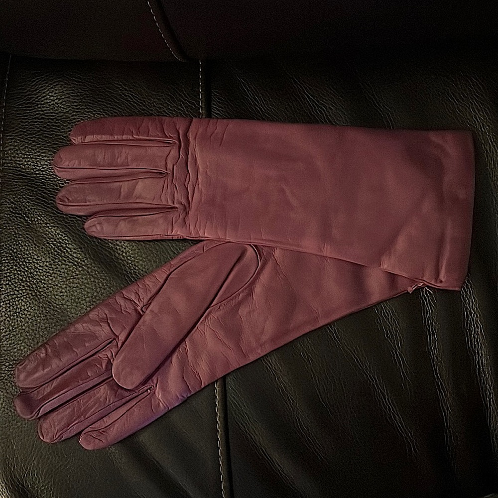 NWOT Sermoneta Gloves